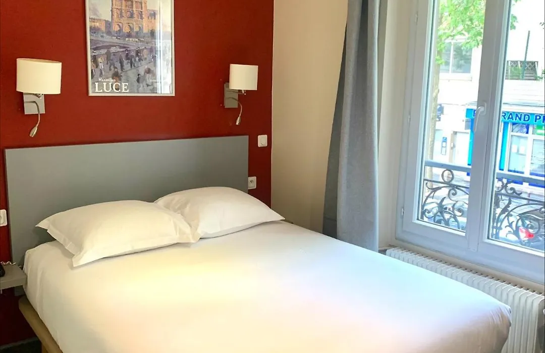 Hotel Hipotel Belgrand Mairie Du 20eme 3*